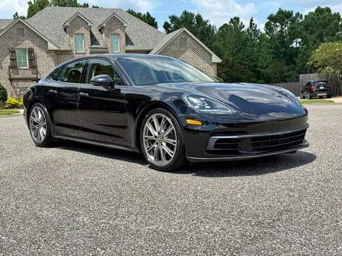 2019 Porsche Panamera