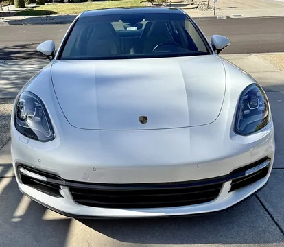 2019 Porsche Panamera Base