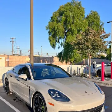 2019 Porsche Panamera Sedan 4D