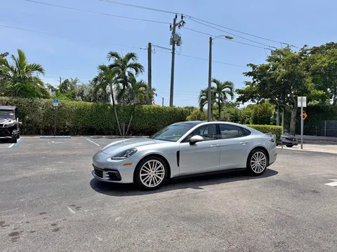 2019 Porsche Panamera Sedan 4D