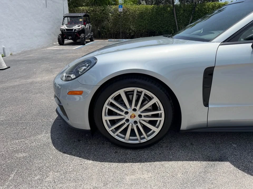 2019 Porsche 971 Panamera - Image 6 of 10