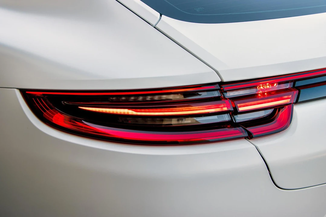 2019 Porsche 971 Panamera Turbo - Image 18 of 31