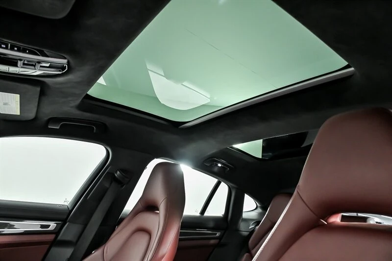 2019 Porsche 971 Panamera Turbo - Image 18 of 31