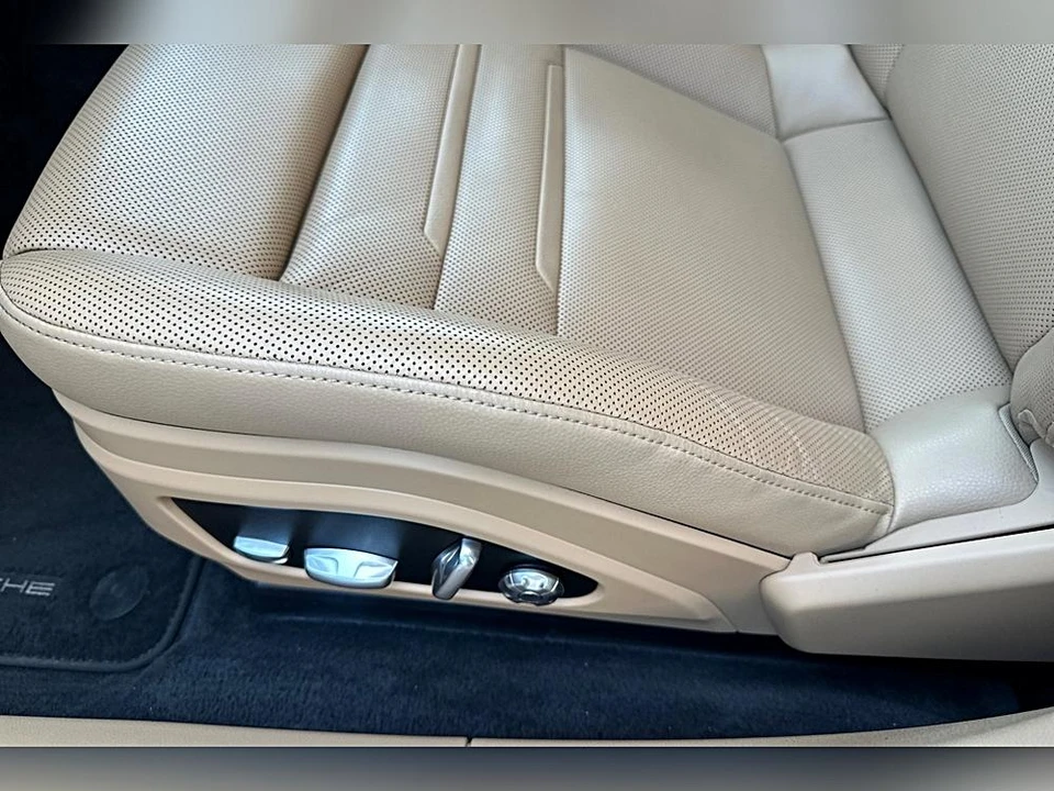 2019 Porsche 971 Panamera - Image 13 of 31