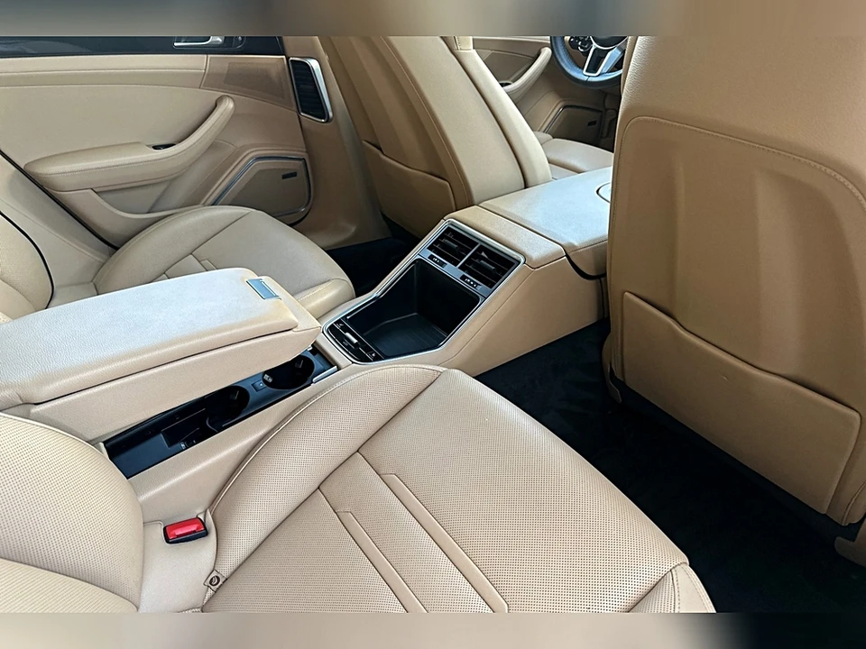 2019 Porsche 971 Panamera - Image 17 of 31