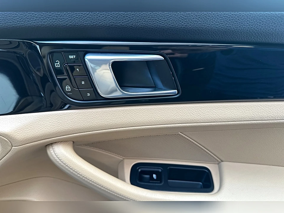 2019 Porsche 971 Panamera - Image 20 of 31