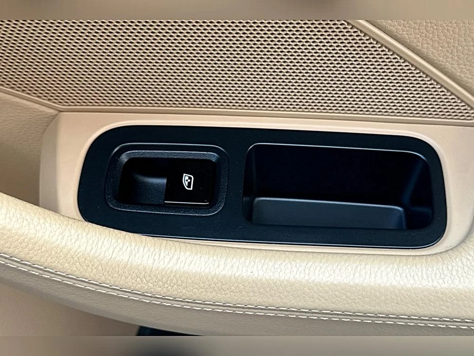 2019 Porsche 971 Panamera - Image 21 of 31