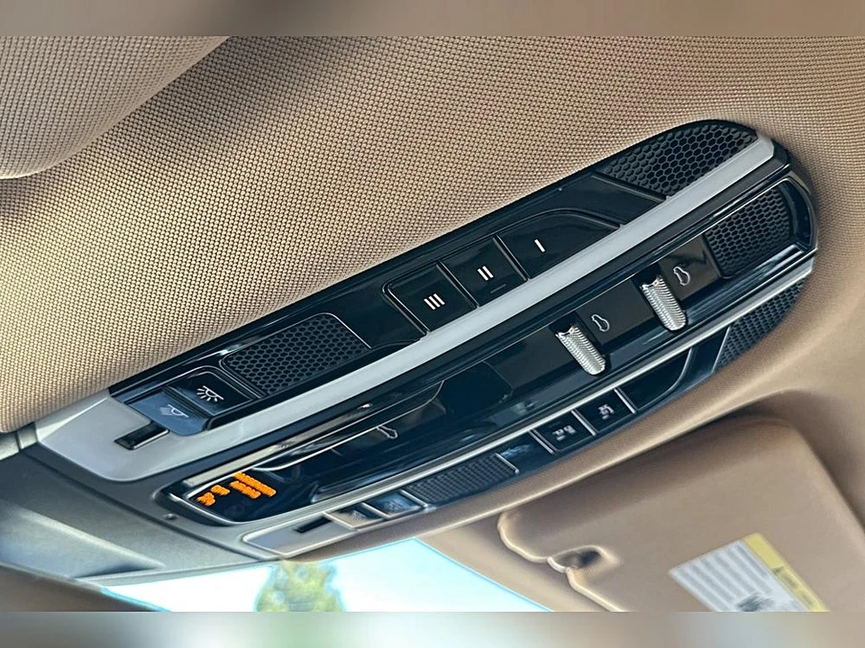 2019 Porsche 971 Panamera - Image 23 of 31