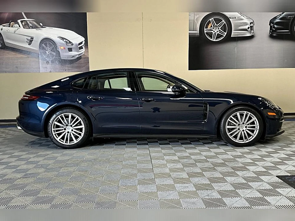 2019 Porsche 971 Panamera - Image 3 of 31