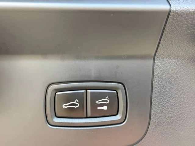 2019 Porsche 971 Panamera - Image 10 of 20