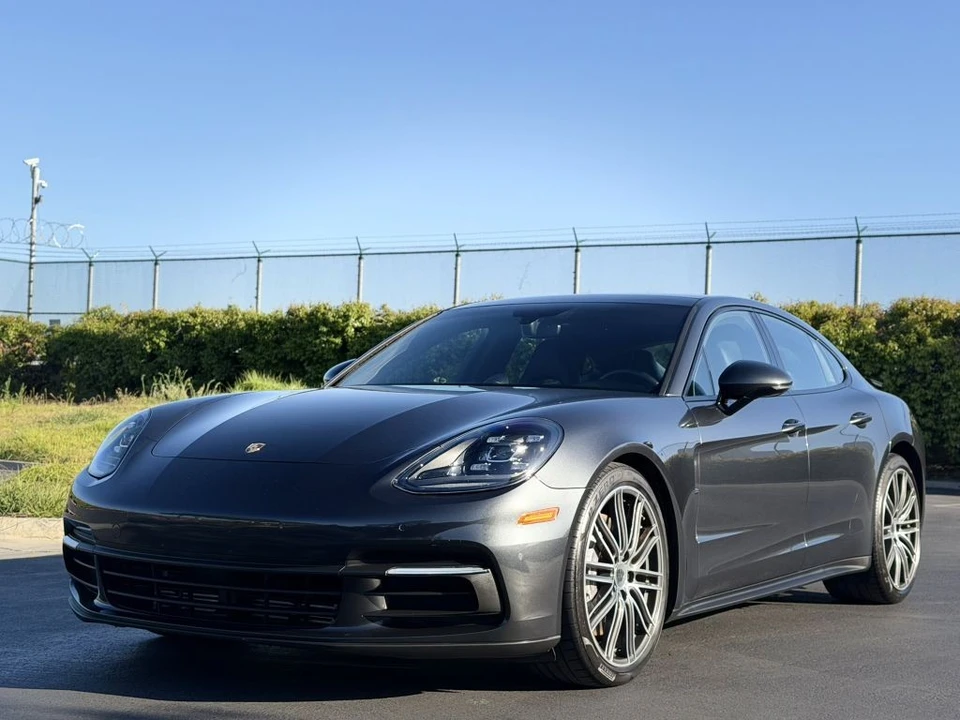 2019 Porsche 971 Panamera - Image 13 of 31