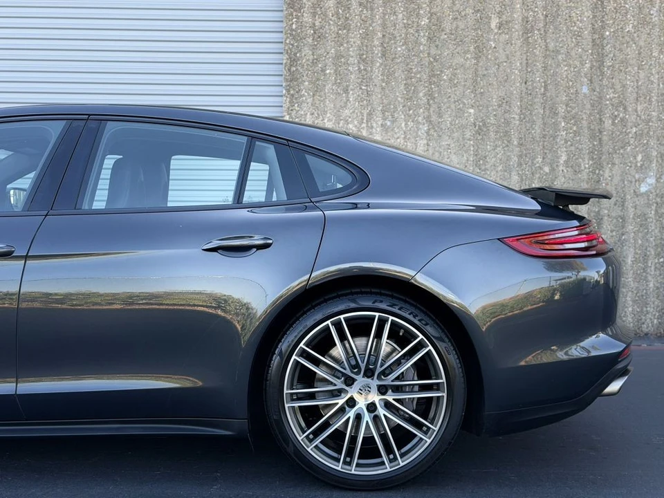 2019 Porsche 971 Panamera - Image 6 of 31