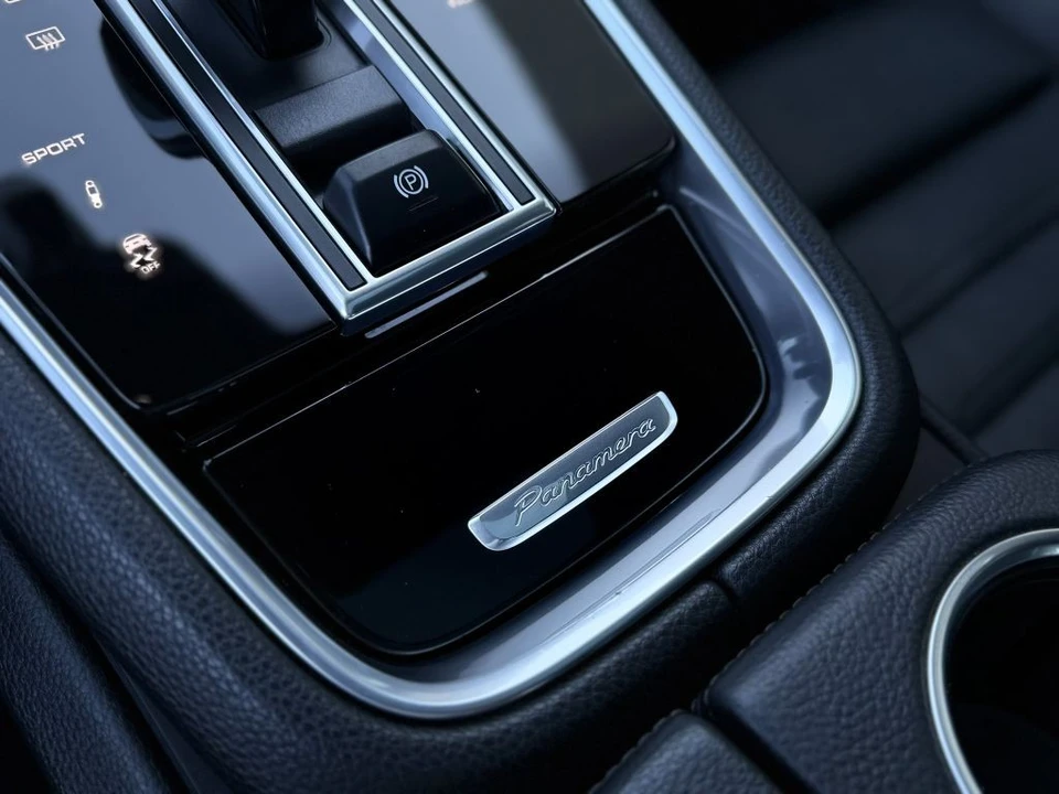 2019 Porsche 971 Panamera - Image 29 of 31