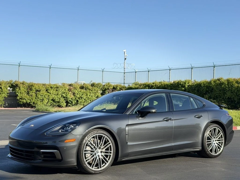 2019 Porsche 971 Panamera - Image 12 of 31