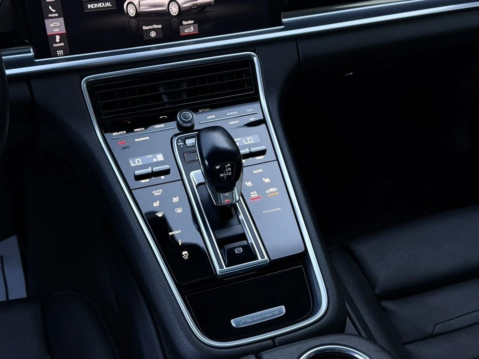 2019 Porsche 971 Panamera - Image 22 of 31