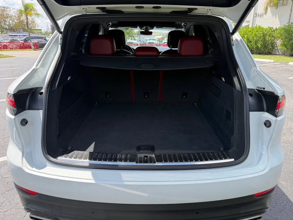 2019 Porsche 9Y0/9Y3 Cayenne - Image 18 of 18