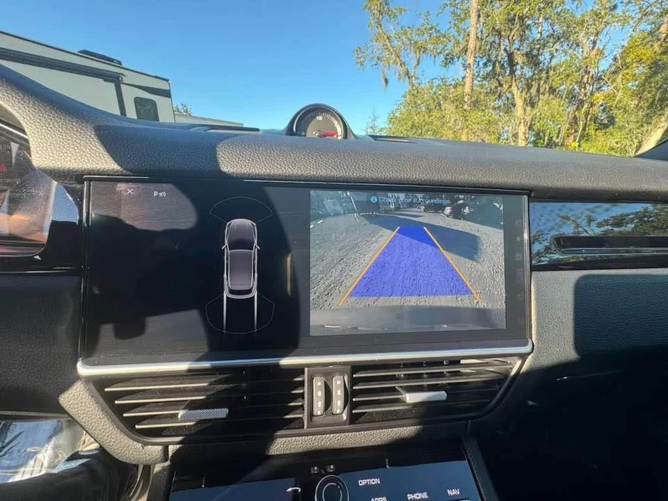 2019 Porsche 9Y0/9Y3 Cayenne - Image 10 of 14
