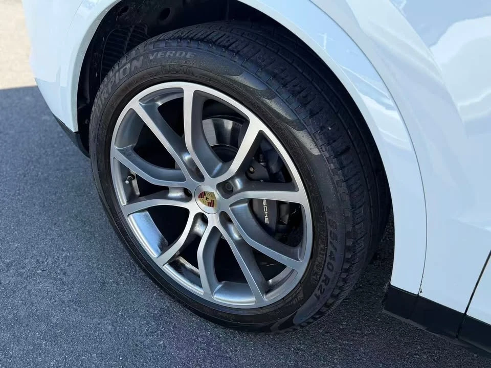 2019 Porsche 9Y0/9Y3 Cayenne - Image 4 of 11