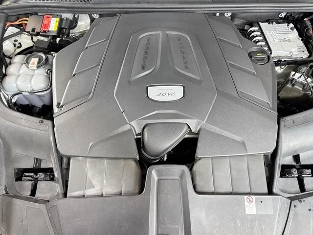 2019 Porsche 9Y0/9Y3 Cayenne - Image 6 of 20