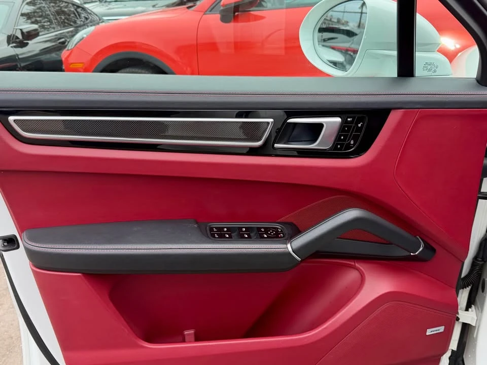 2019 Porsche 9Y0/9Y3 Cayenne - Image 8 of 20
