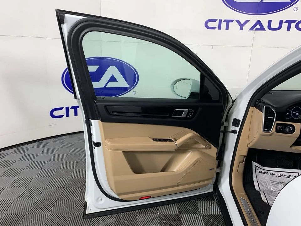 2019 Porsche 9Y0/9Y3 Cayenne - Image 14 of 20