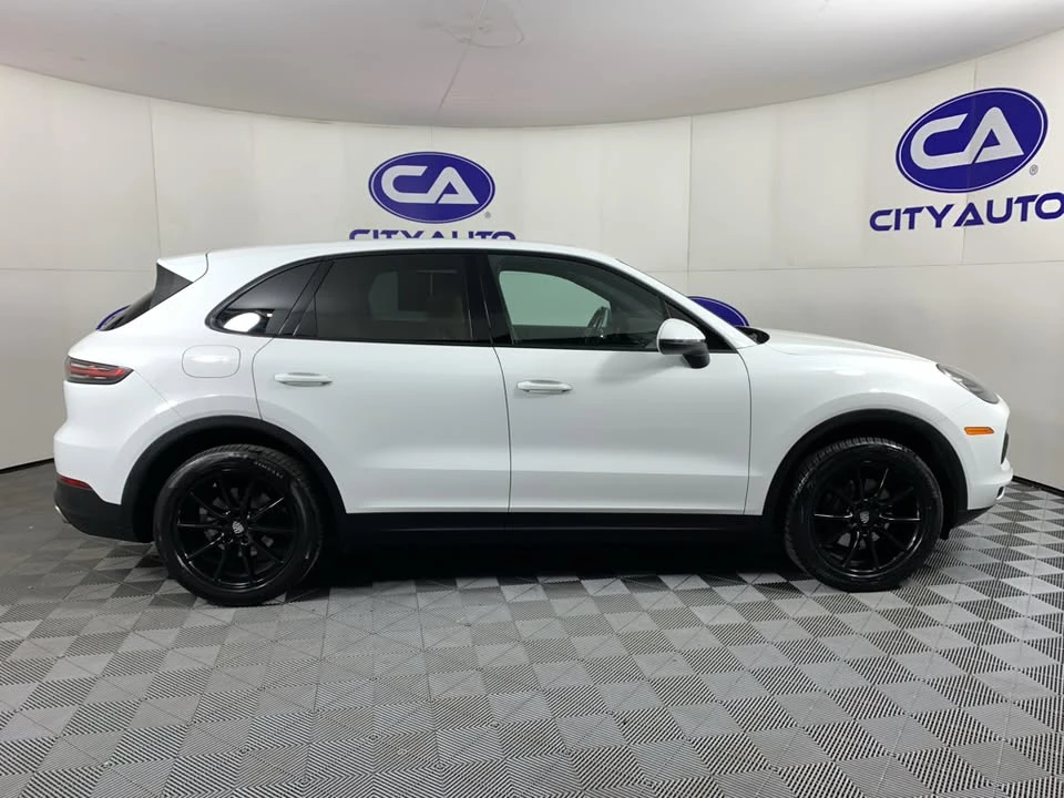 2019 Porsche 9Y0/9Y3 Cayenne - Image 2 of 20