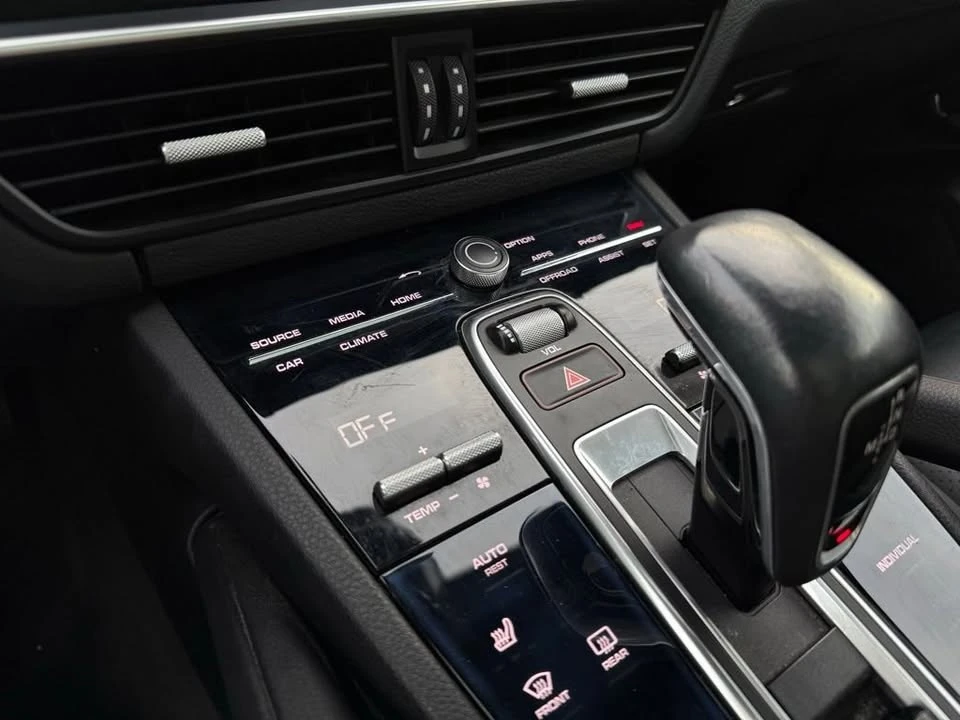 2019 Porsche 9Y0/9Y3 Cayenne - Image 11 of 18