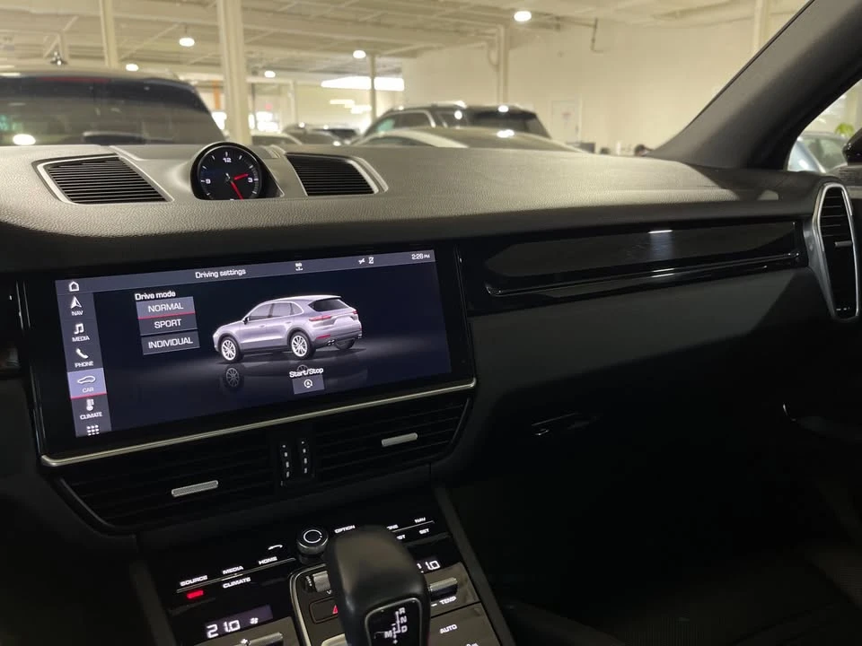 2019 Porsche 9Y0/9Y3 Cayenne - Image 12 of 18