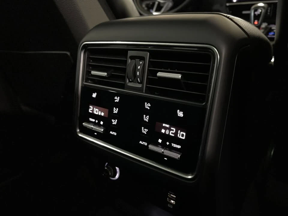 2019 Porsche 9Y0/9Y3 Cayenne - Image 16 of 18