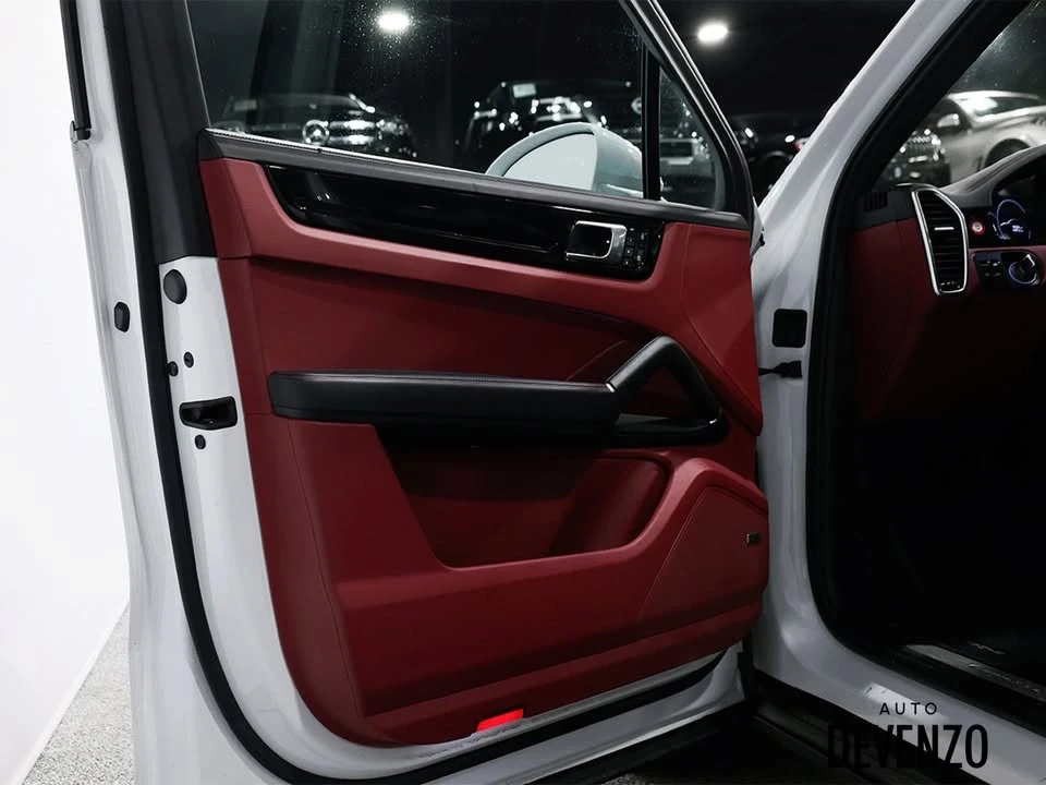 2019 Porsche 9Y0/9Y3 Cayenne - Image 11 of 20