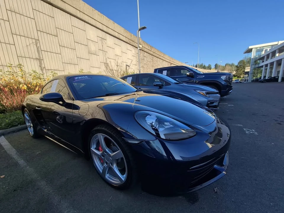 2019 Porsche 718 Cayman S - Image 2 of 3