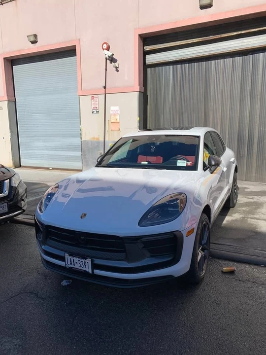 2019 Porsche Macan - Image 3 of 3