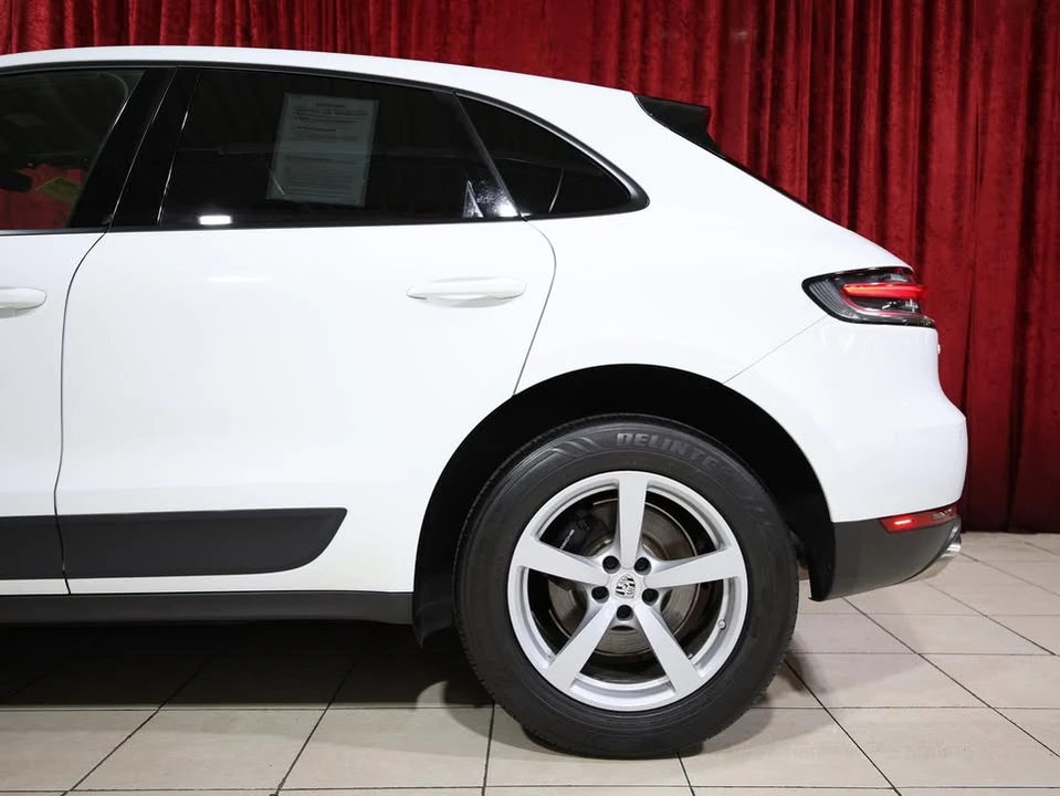2019 Porsche Macan - Image 4 of 18