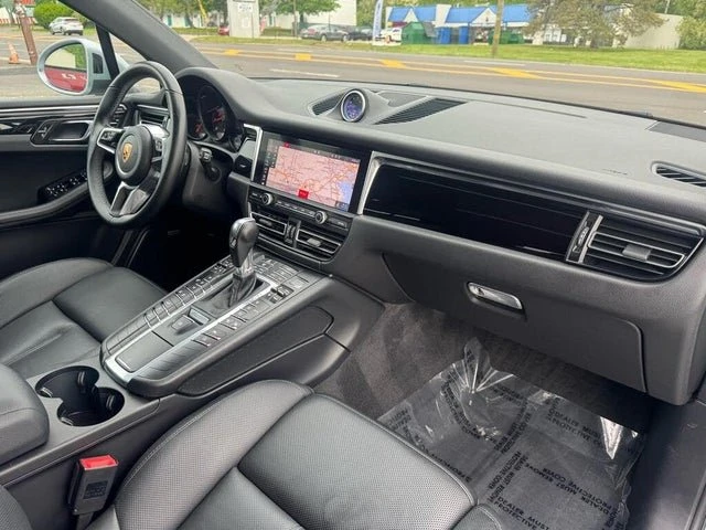 2019 Porsche Macan - Image 19 of 19