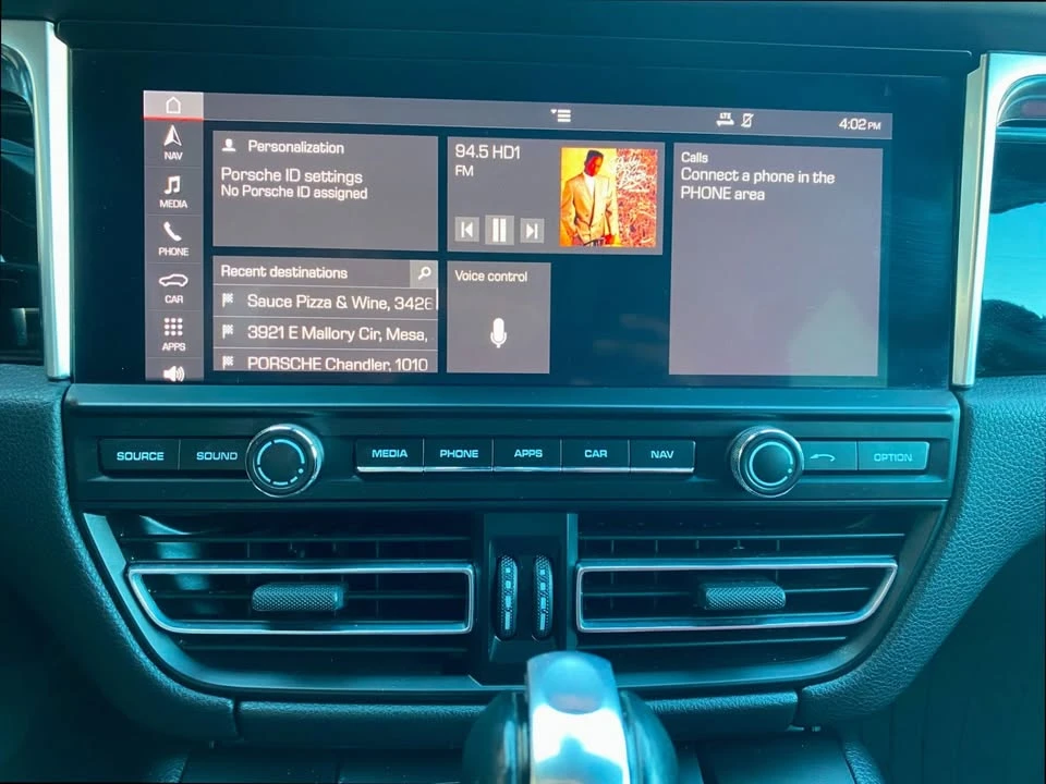 2019 Porsche Macan - Image 18 of 19