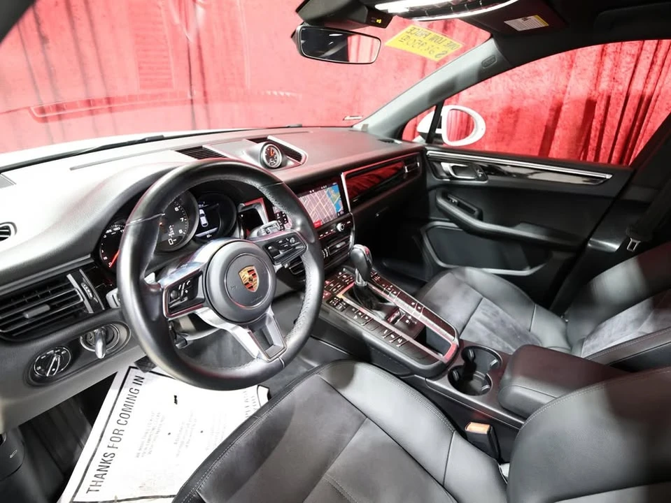 2019 Porsche Macan - Image 7 of 13