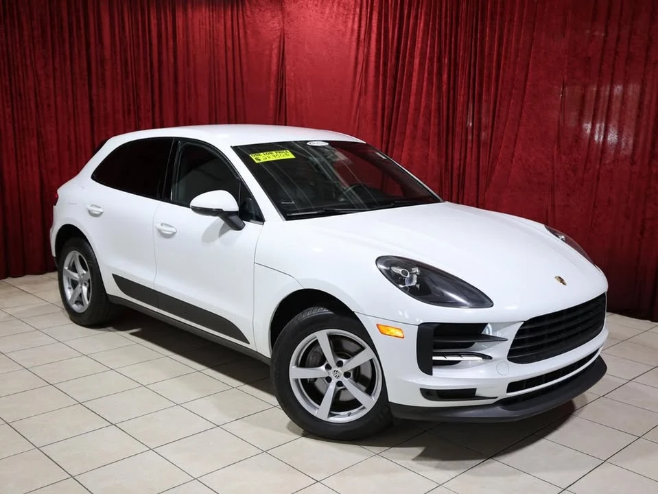2019 Porsche Macan - Image 2 of 2