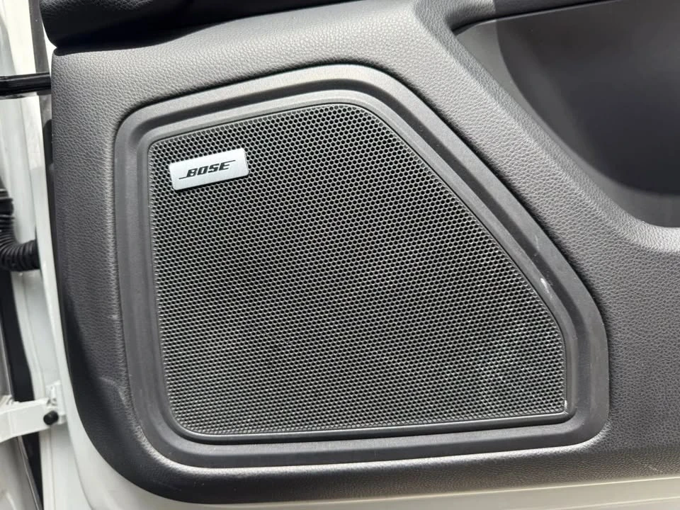 2019 Porsche Macan - Image 19 of 20