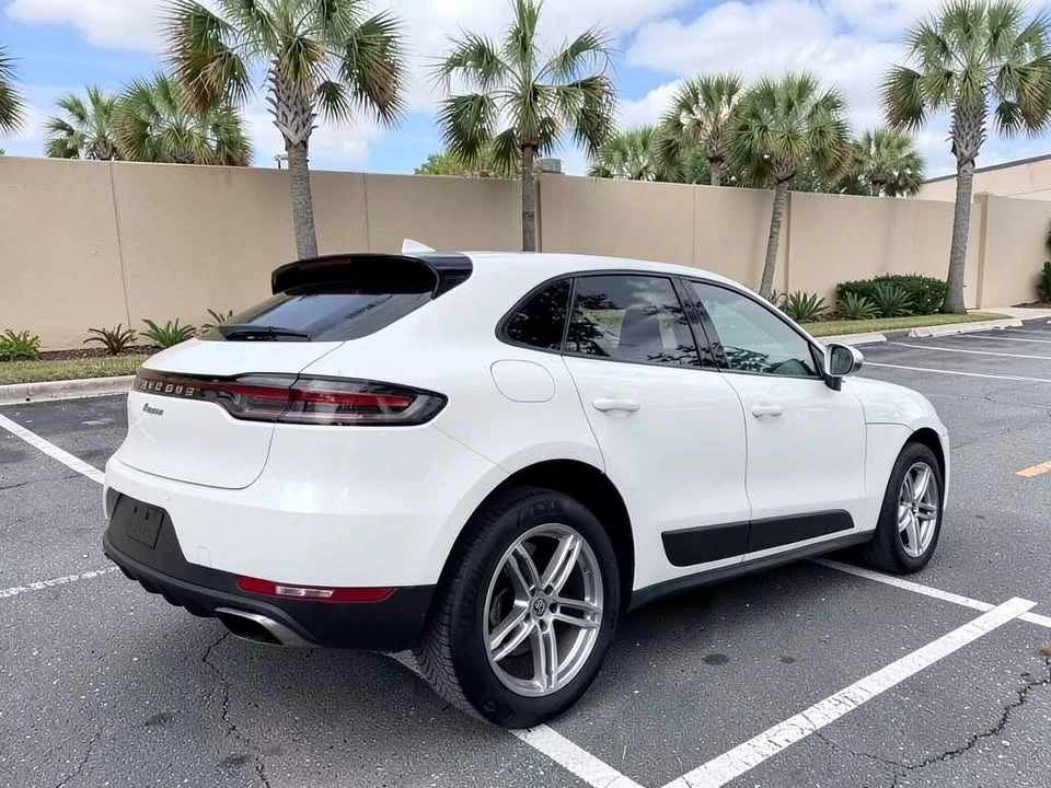 2019 Porsche Macan - Image 8 of 20