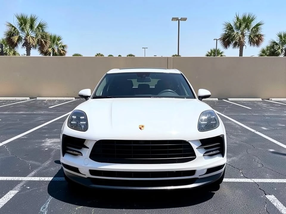 2019 Porsche Macan - Image 2 of 20