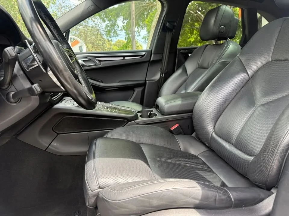 2019 Porsche Macan - Image 14 of 20