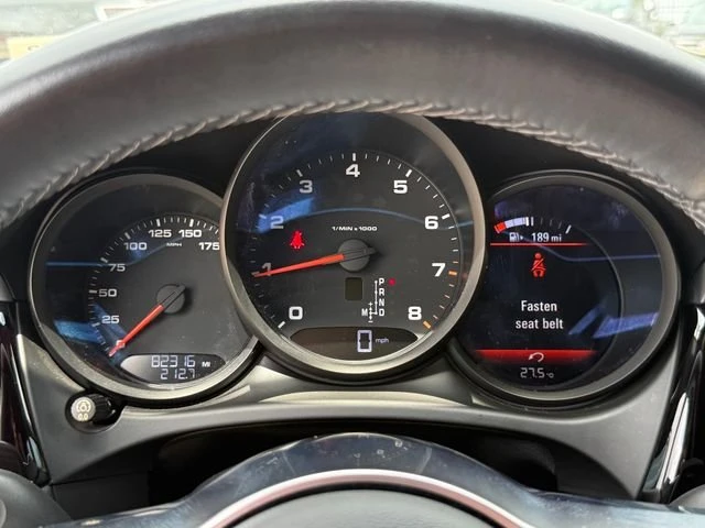 2019 Porsche Macan - Image 18 of 20