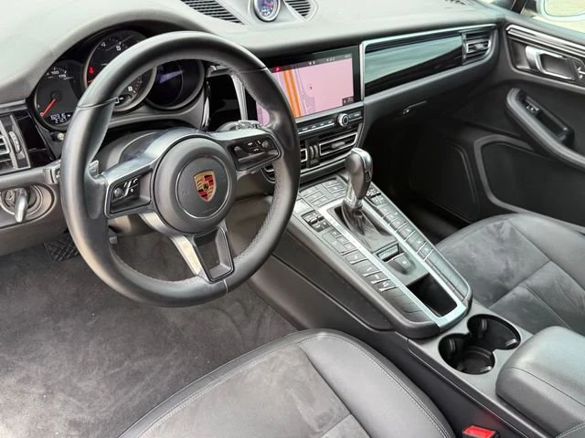 2019 Porsche Macan - Image 9 of 20