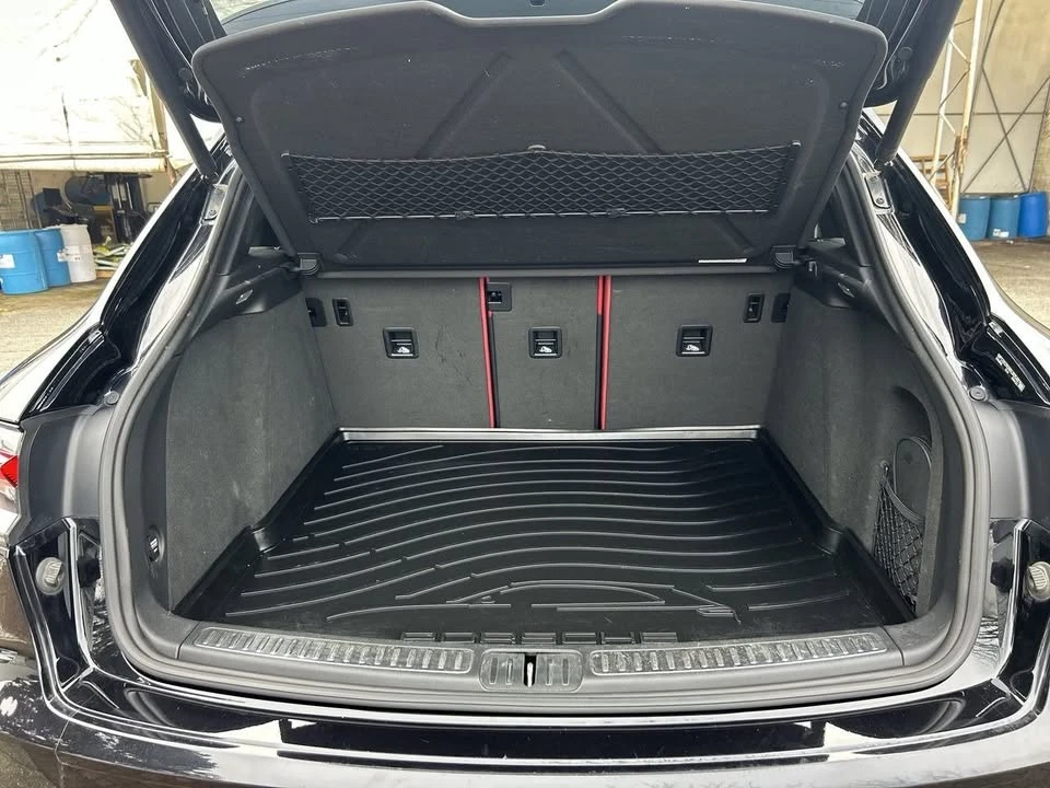 2019 Porsche Macan - Image 15 of 17