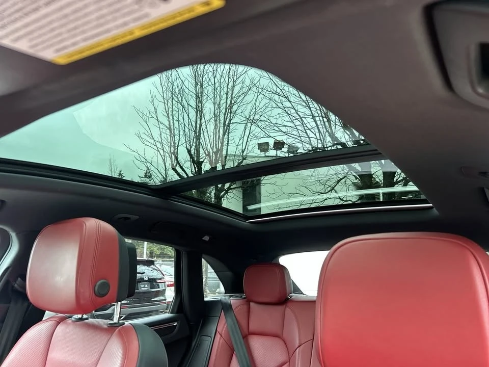 2019 Porsche Macan - Image 13 of 17