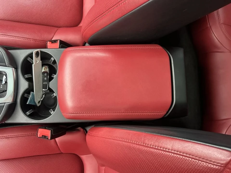 2019 Porsche Macan - Image 13 of 18