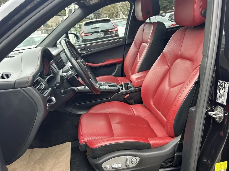 2019 Porsche Macan - Image 7 of 18
