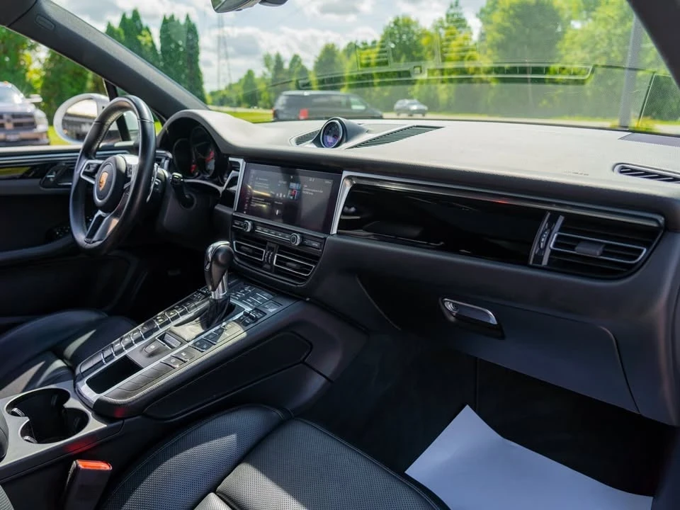2019 Porsche Macan S - Image 19 of 20