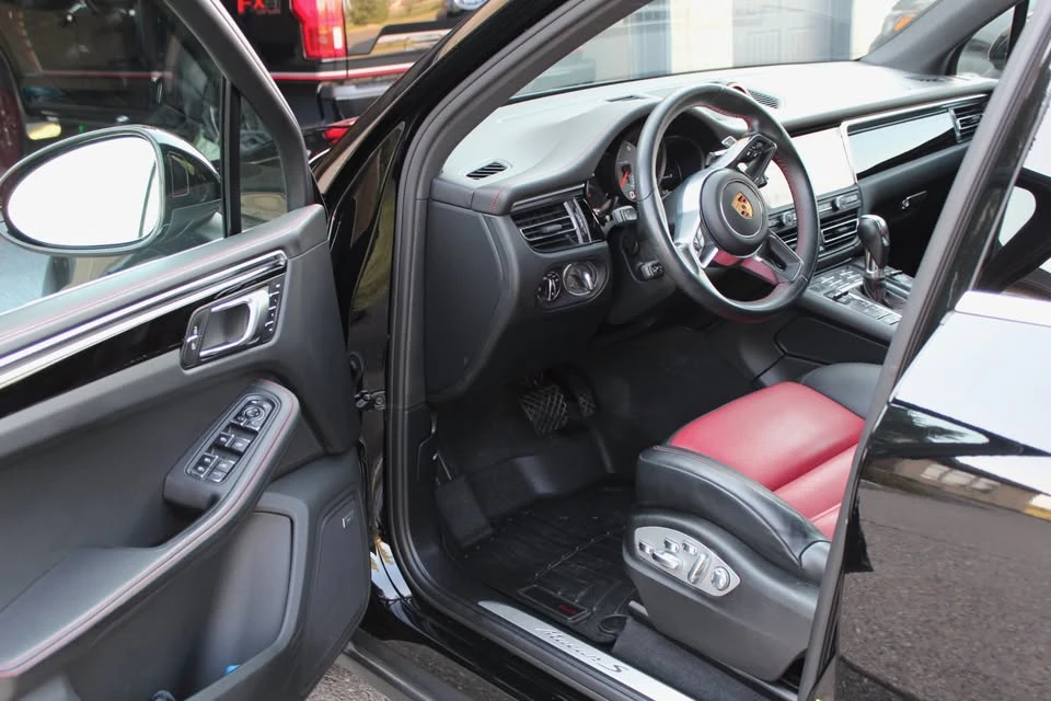 2019 Porsche Macan S - Image 10 of 13