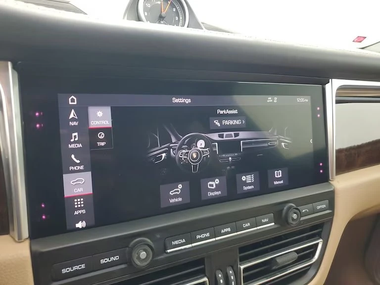 2019 Porsche Macan S - Image 13 of 14